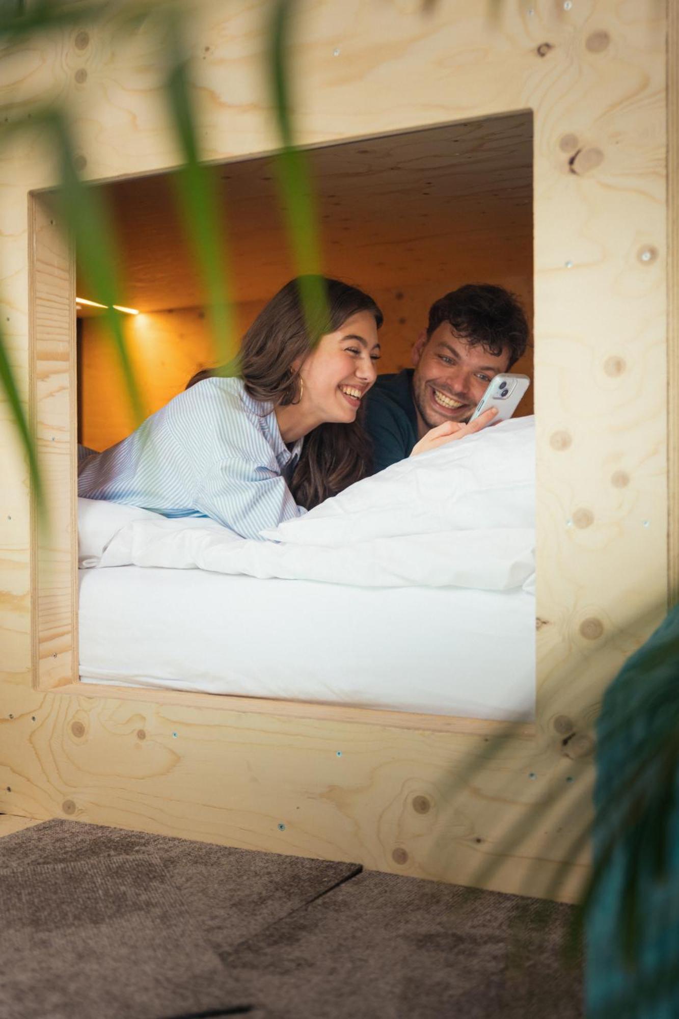 Pjs Hostel Гронінген Екстер'єр фото